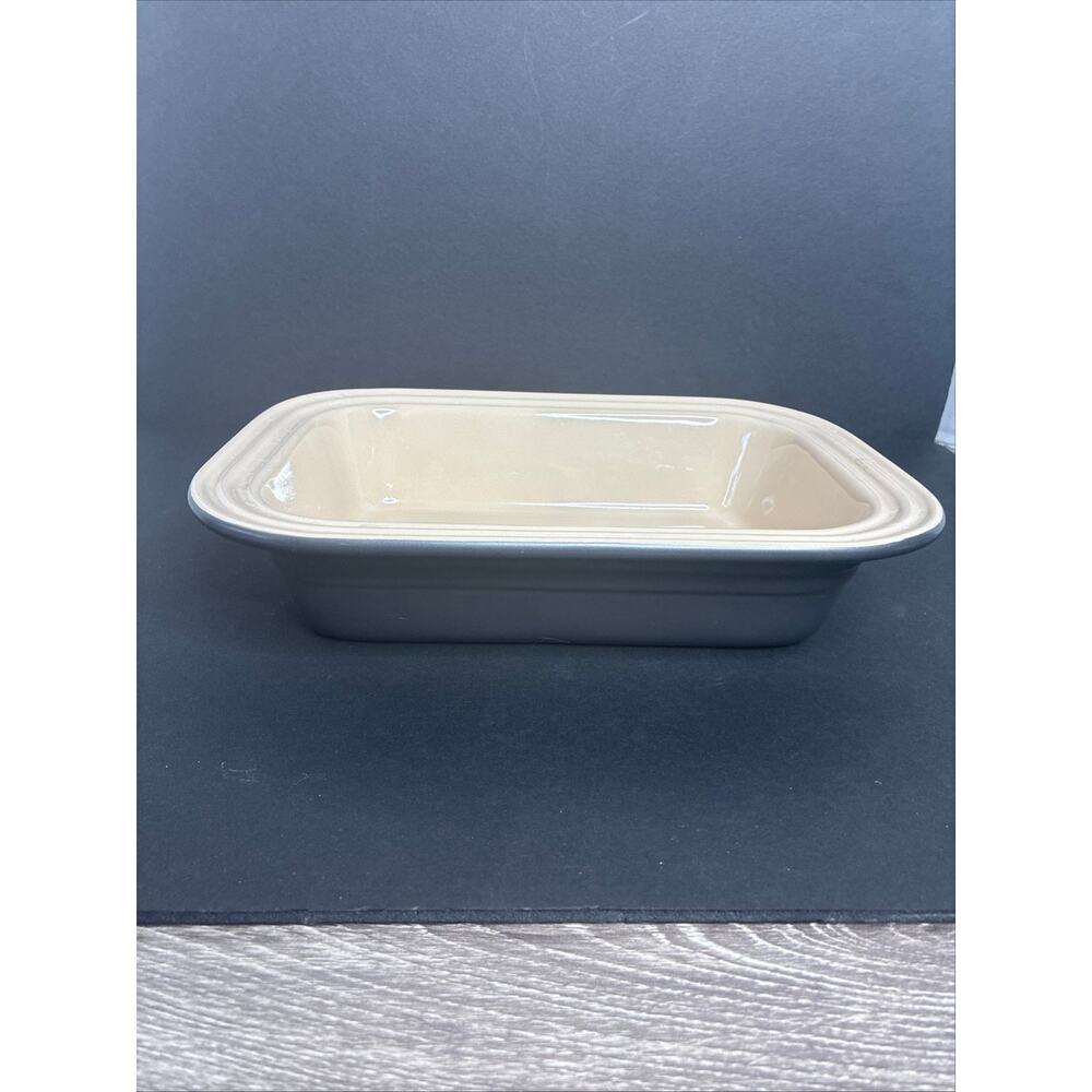 Le Creuset Gray Stoneware 11” Deep-Dish Loaf Pan w/ Wide Edges Meatloaf Bread